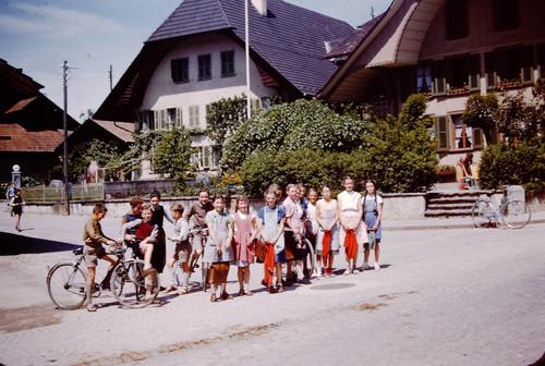1950s street scene kids - ,