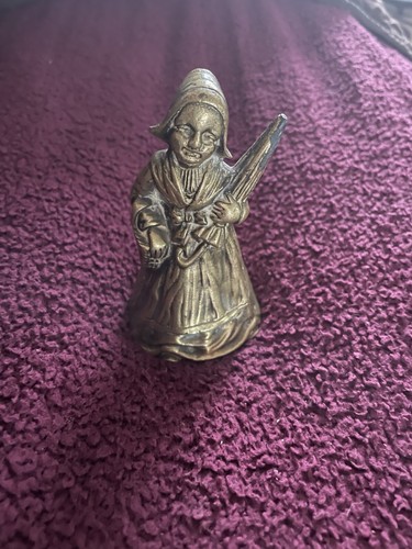 Vintagebrass bell dutch - of,