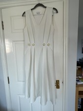 Linea Elegant Ecru V-Neck Midi