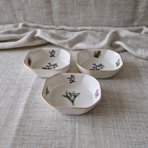 Vintage royal vale decorative - royal,