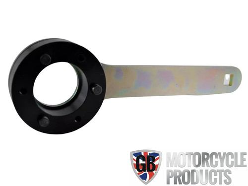 Suzuki starter clutch holding - ,