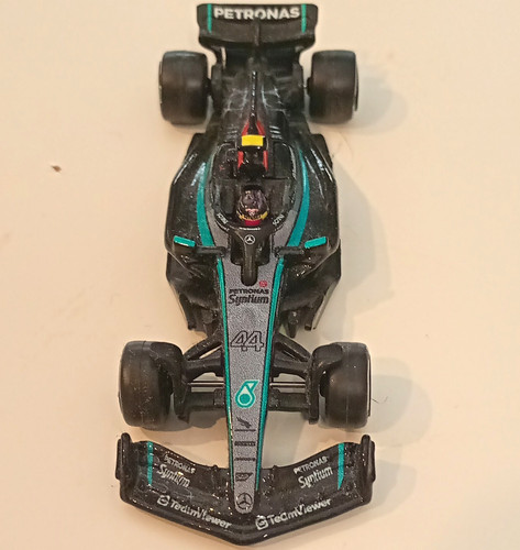 Lewis hamilton hot wheels - hamilton,