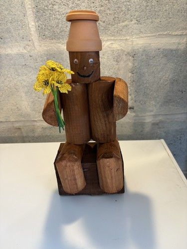 Wooden flowerpot man - flowerpot,