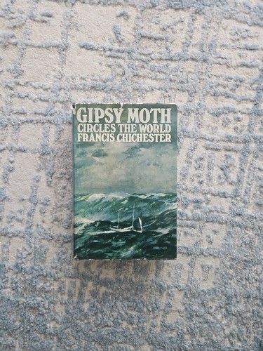Gipsy moth circles the world - circles,