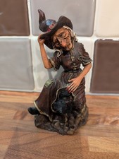 RARE VINTAGE RESIN WITCH & CAT FIGURE - GOOD LUCK WITCH - HALLOWEEN - UNUSUAL -