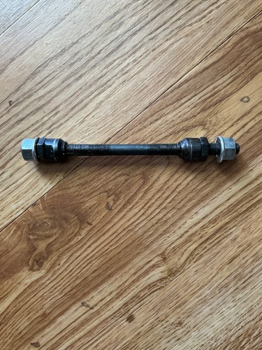 Front hub spindle - , with
