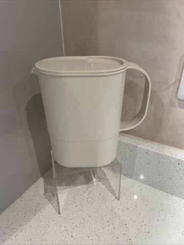 Tupperware pint fridge door - tupperware,