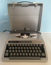 Silver Reed 100 Vintage Typewriter Genuine Tested Working