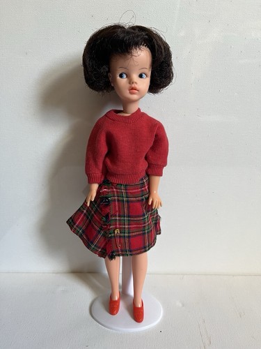 Vintage sindy doll first - sindy,