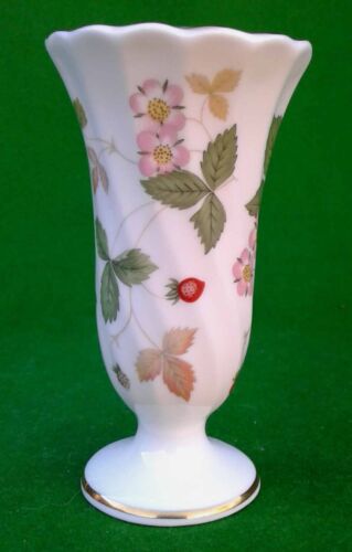 Wedgwood wild strawberry small - wedgwood,