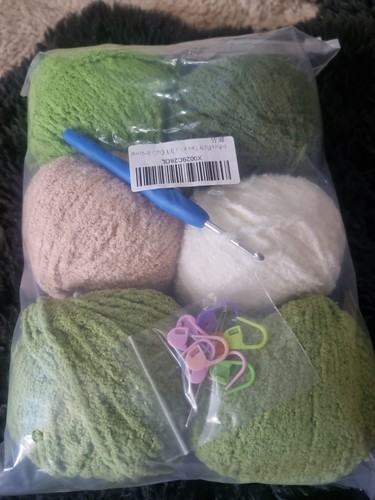 50g chenille fluffy - 50g, yarn