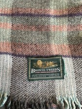 Small Travel Picnic Knee Rug