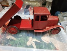vintage triang Bedford Tipper
