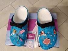 ** BRAND NEW IN BOX** Crocs x Disney's Alice in Wonderland