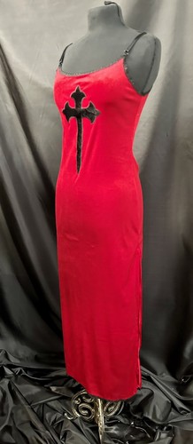 Gothic rare vintage raven - , red