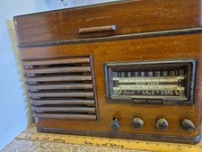Pilot Model TP31 Vintage Radio