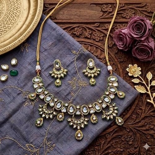 Kundan necklace earring set - necklace,