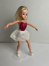 Vintage Sindy doll 1980s