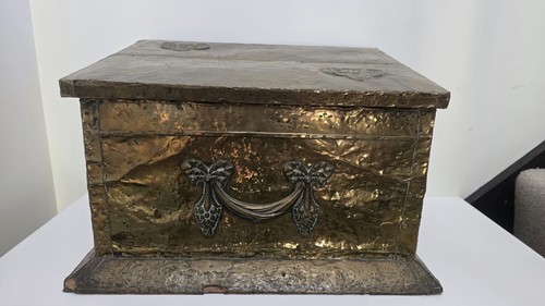 Antique vintage ornate brass - /,