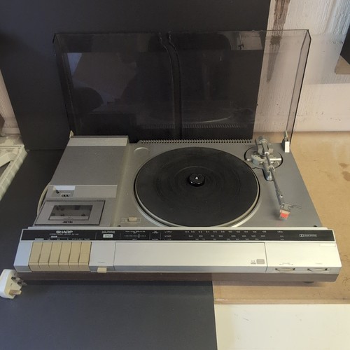 Sharp stereo music - sharp, center
