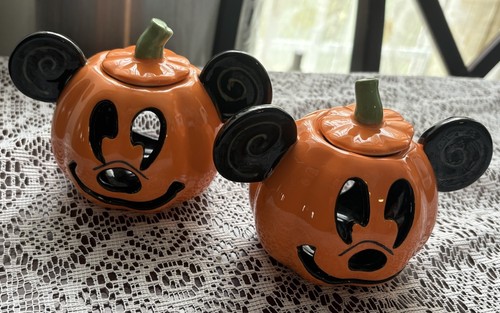 Pair disney mickey mouse - disney,