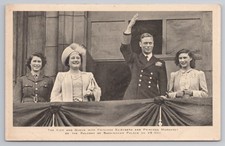 VE-Day 1945 Royal Family Buckingham Palace Balcony Postcard Raphael Tuck