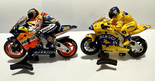 Scalextric moto bikes - 2,