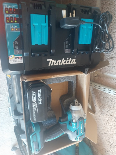 Makita 18v ion - makita,