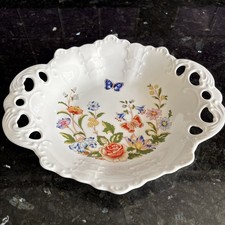 Aynsley Cottage Garden Fluted