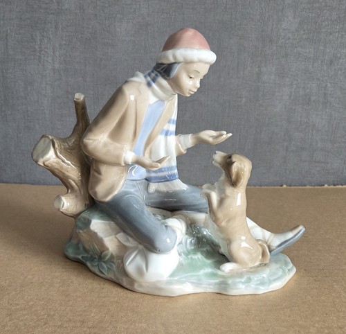 Lladro nao lesson - the, dog