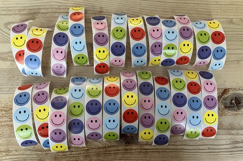 120 coloured smiley faces - x,