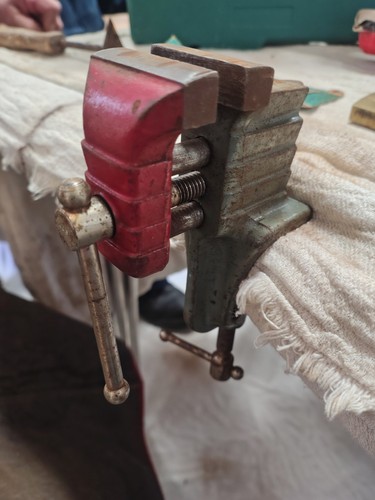 Jewellers_type_bench_vice