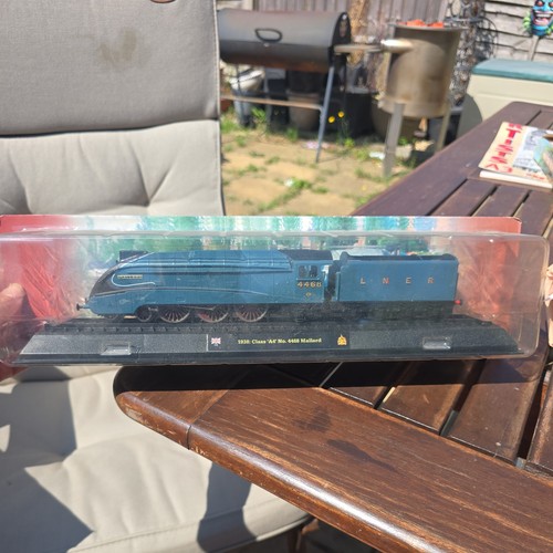 Mallard amercom locomotive - mallard,