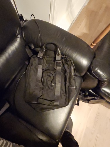 Tumi belvoir daily tote black - tumi,