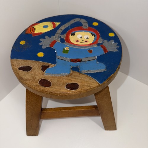 Space man hand painted - ,