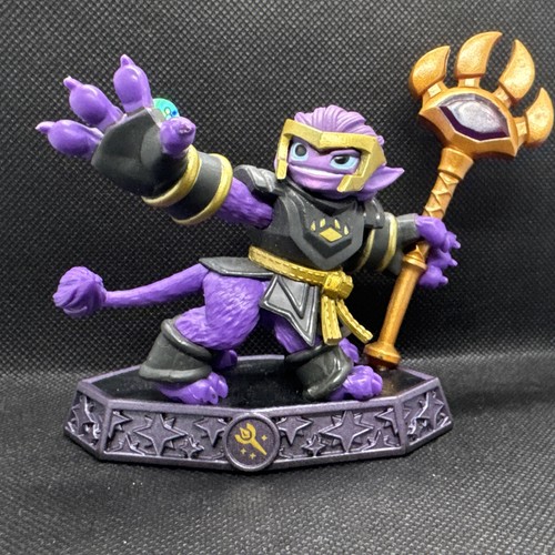 Master mysticat figure - master, from