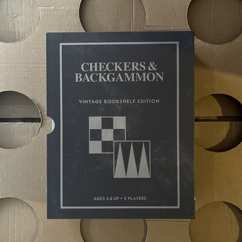 Checkers and backgammon - checkers,