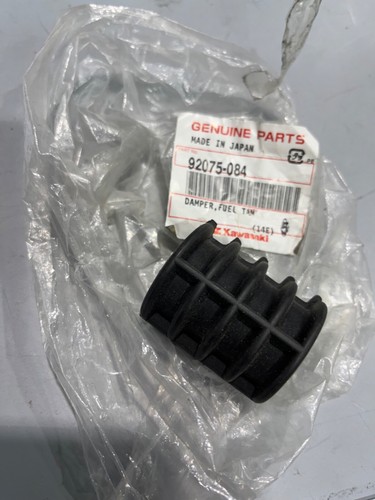 Genuine oem kawasaki z1000 - genuine,