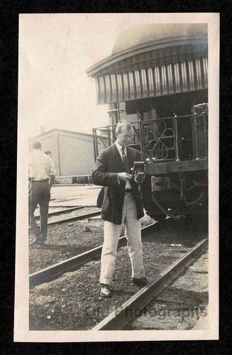 Man folding bellow camera - w/folding/bellow,