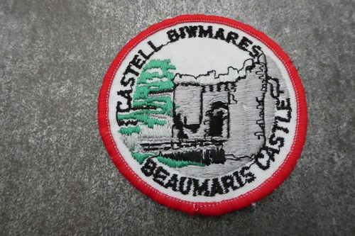 Beaumaris castle woven cloth - beaumaris,