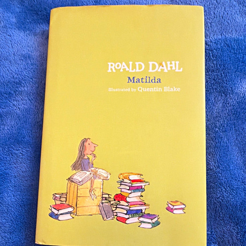 Roald dahl matilda paperback - dahl,