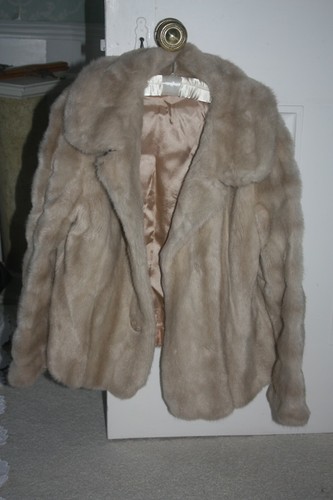 Gorgeous blonde faux fur - gorgeous,