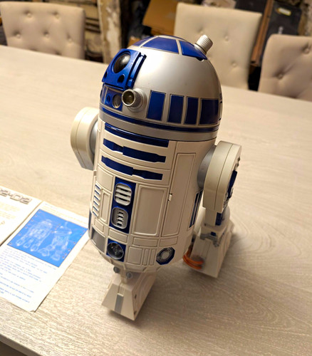 2002 r2d2 interactive - interactive, model