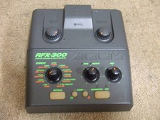 ZOOM RFX-300 Digital Reverb Multi Effect
