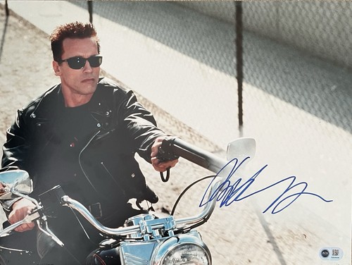 Arnold schwarzenegger signed - schwarzenegger,