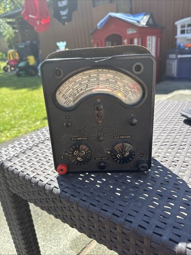 Vintage universal avometer - universal,