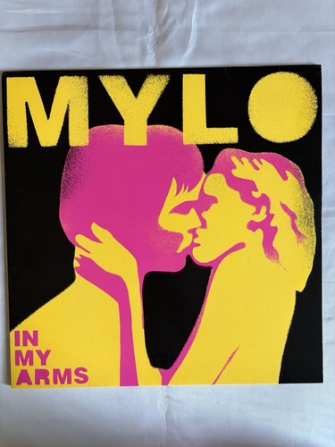 Mylo arms 12 - in, 12”