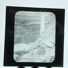 Edwardian women below cliff &