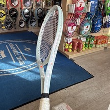 Wilson Shift 99 Pro V1 Tennis