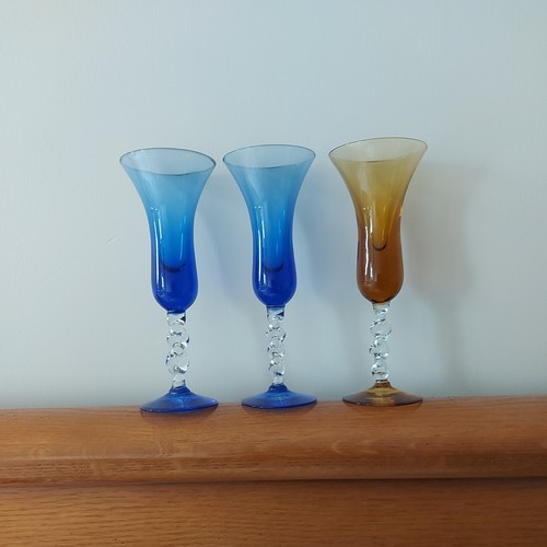 Harlequin twist stem - 3,